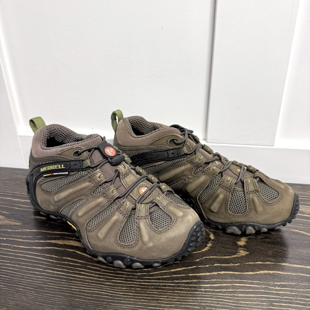 Merrell Vibram men’s hiking shoes size‎ 7